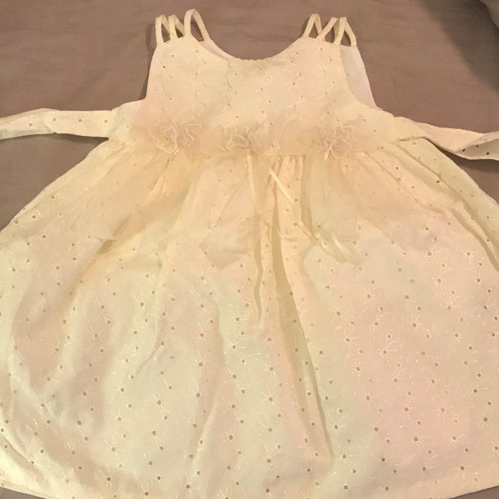 Baby girl cream dress